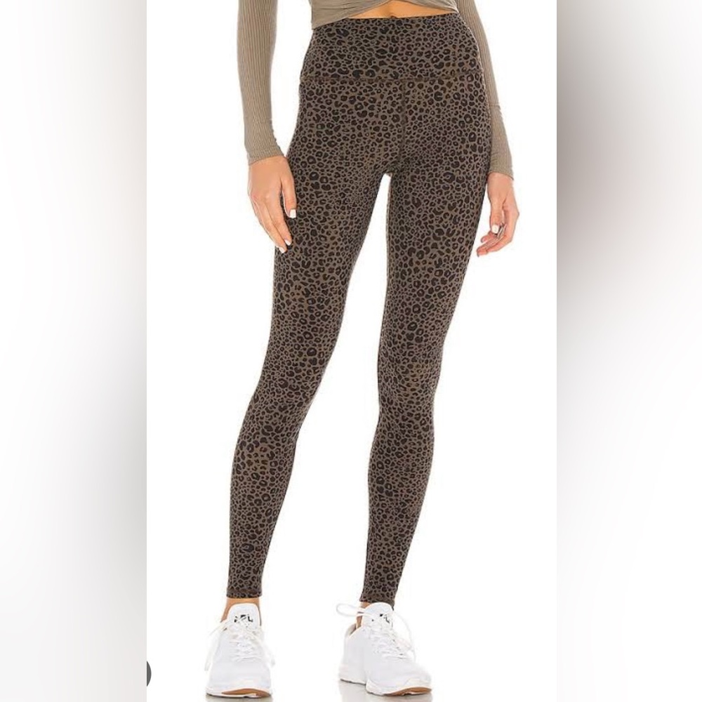 ALO Yoga Leopard Print Leggings - Brown and Black